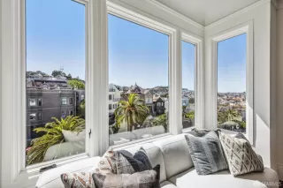 Photo #5: 424019835 Listing 