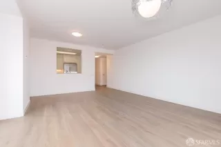 Photo #3: 424019982 Listing 