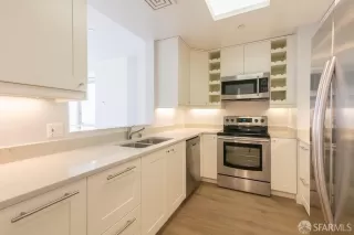 Photo #6: 424019982 Listing 