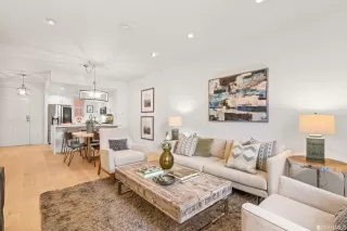 Photo #3: 424020231 Listing 