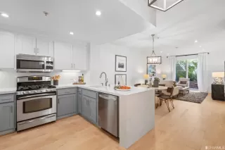 Photo #6: 424020231 Listing 