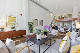 Photo #5: 424020715 Listing