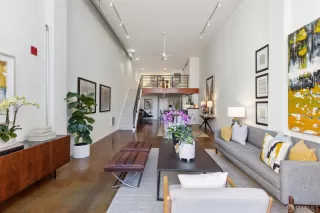 Photo #6: 424020715 Listing