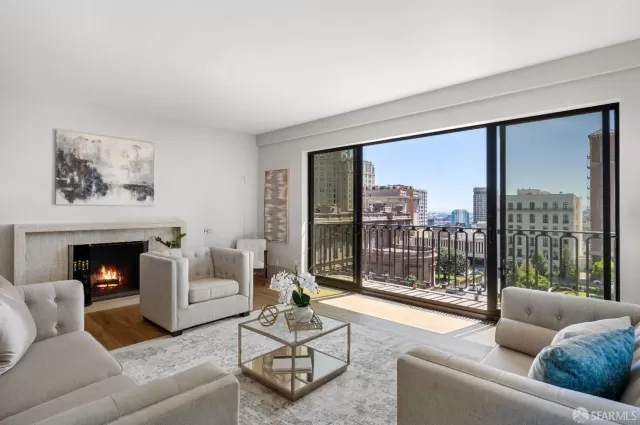 MLS: 424020756 Condo For Sale