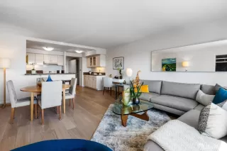 Photo #4: 424020784 Listing