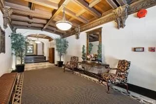 Photo #5: 424020965 Listing