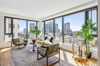 Photo #4: 424020993 Listing