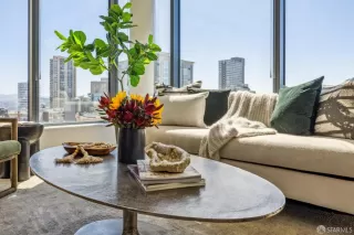 Photo #6: 424020993 Listing