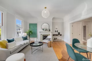 Photo #6: 424021230 Listing