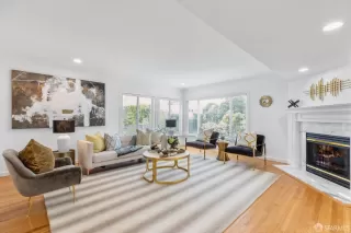 Photo #3: 424021247 Listing 