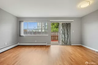 Photo #4: 424021806 Listing