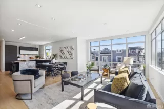 Photo #4: 424022304 Listing