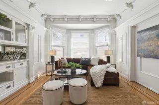 Photo #2: 424022350 Listing 