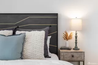 Photo #4: 424022448 Listing