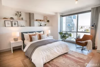 Photo #3: 424022460 Listing