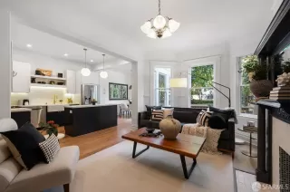 Photo #6: 424022966 Listing