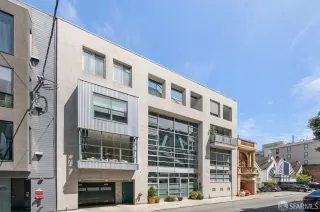 Photo #2: 424023669 Listing