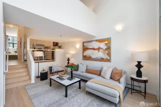 Photo #5: 424023669 Listing