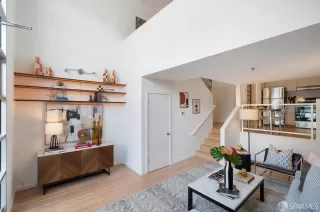 Photo #6: 424023669 Listing