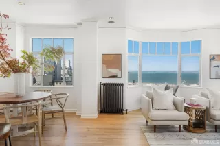 Photo #1: 424023883 Listing