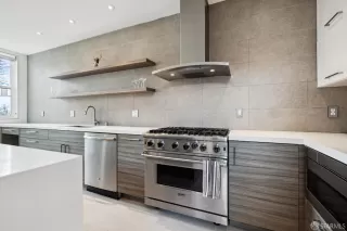 Photo #4: 424023941 Listing 