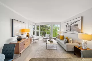 Photo #3: 424024455 Listing