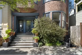 Photo #5: 424024867 Listing 