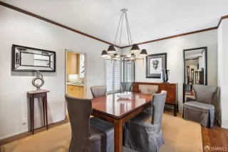 Photo #6: 424026169 Listing