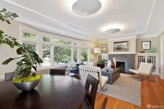 Photo #2: 424026475 Listing