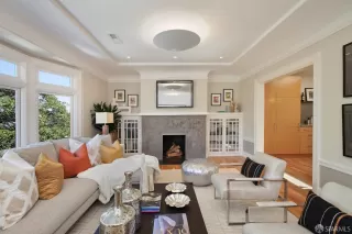 Photo #3: 424026483 Listing