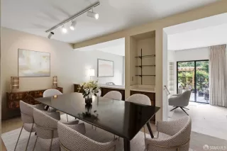 Photo #4: 424026631 Listing