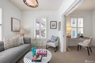 Photo #3: 424026648 Listing