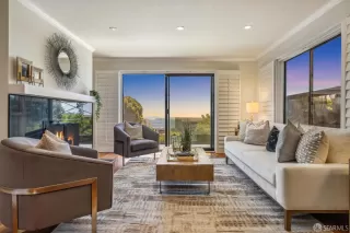 Photo #1: 424027191 Listing