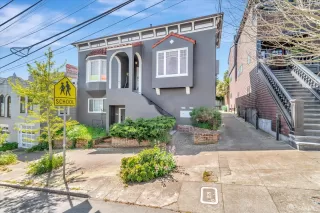 Photo #1: 424027724 Listing 