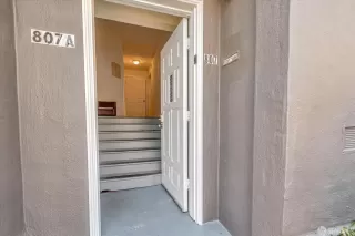 Photo #4: 424027724 Listing 