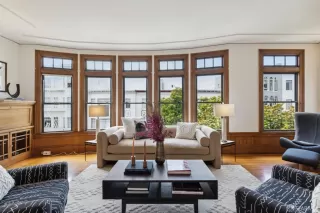 Photo #4: 424027743 Listing 