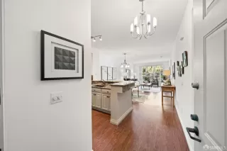 Photo #2: 424027793 Listing 