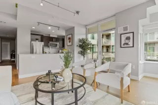 Photo #1: 424027805 Listing