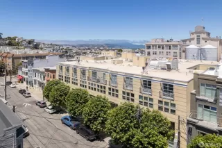 Photo #2: 424028039 Listing 