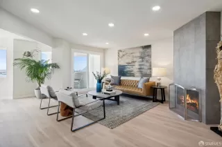 Photo #4: 424028212 Listing