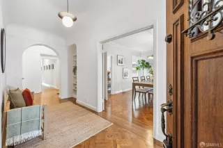 Photo #3: 424029161 Listing 