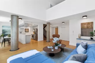 Photo #5: 424029178 Listing 