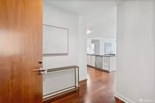 Photo #2: 424029491 Listing 