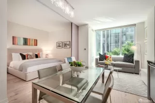 Photo #2: 424029504 Listing 