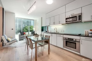 Photo #3: 424029504 Listing 