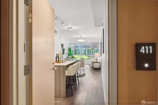 Photo #4: 424029620 Listing