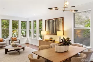 Photo #2: 424029962 Listing