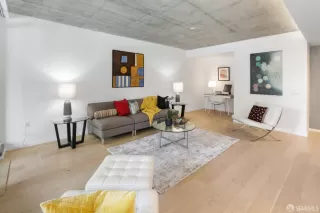 Photo #3: 424030381 Listing 