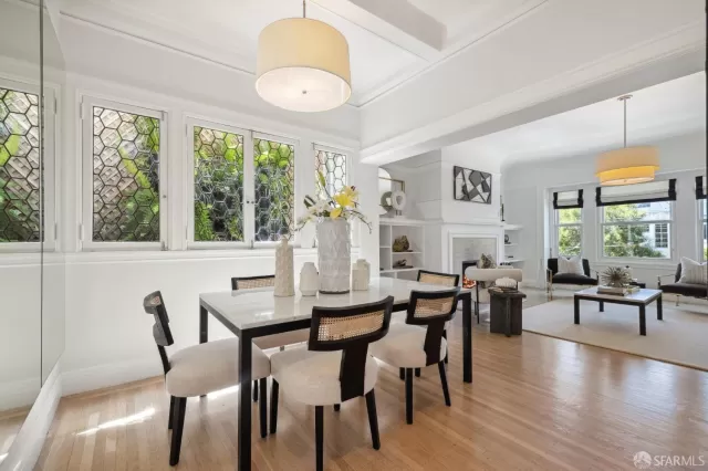 MLS: 424030603 Condo For Sale