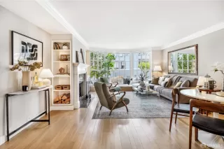 Photo #3: 424030885 Listing 